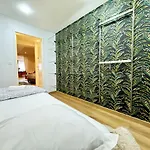 Maison Chanteranne Avec Parking Gratuit Apartment *
