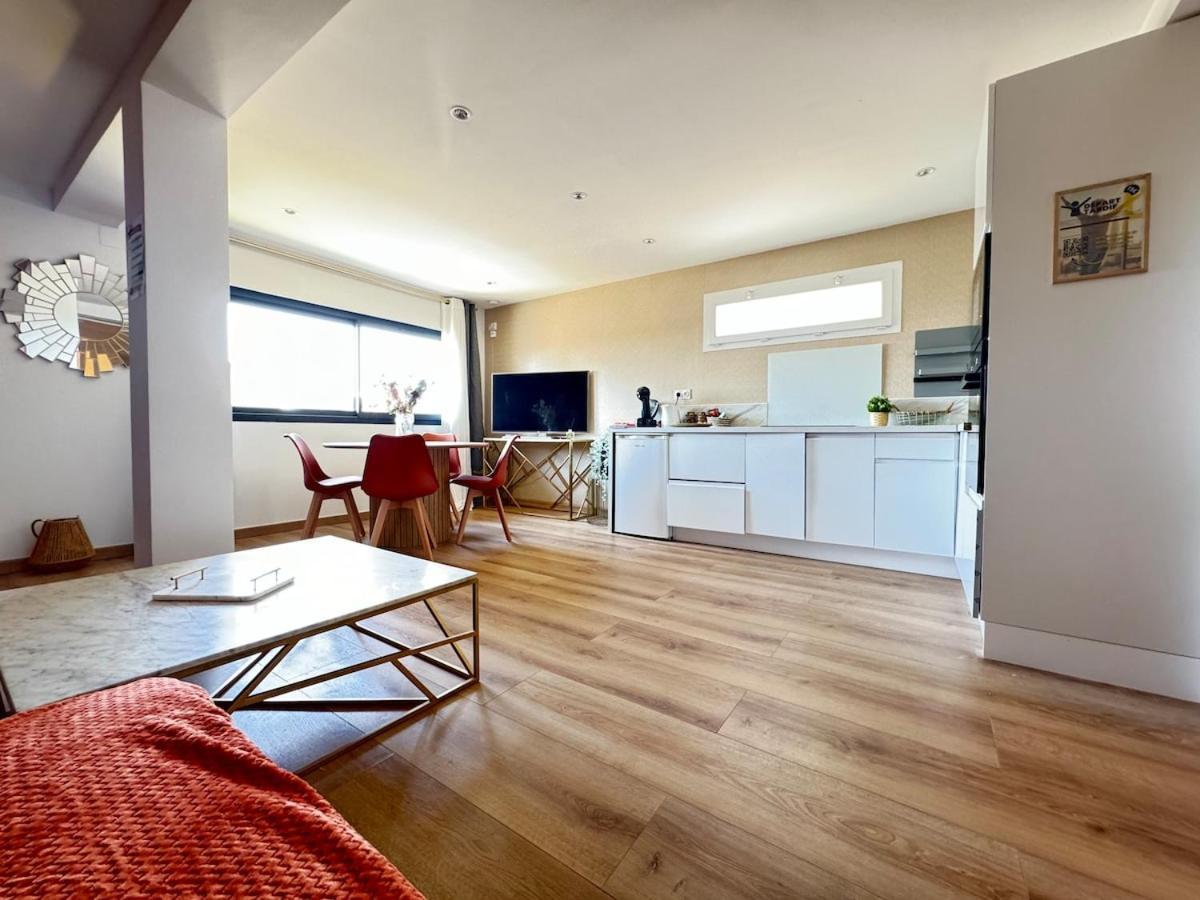 Maison Chanteranne Avec Parking Gratuit Apartment Clermont-Ferrand